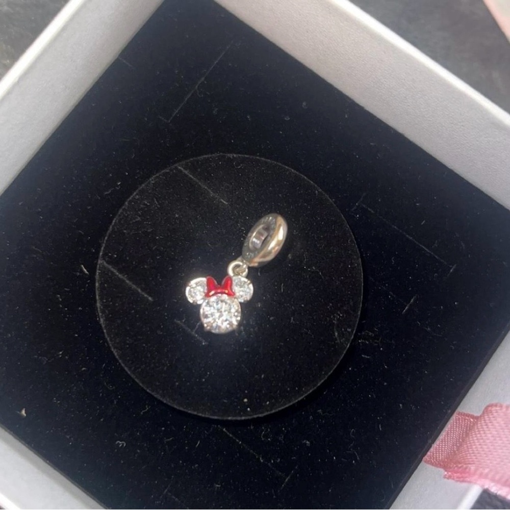 Pandora Minnie Mouse Charm